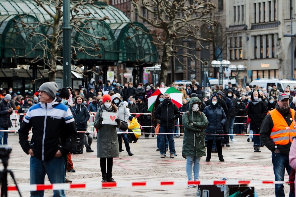 Demonstranten im Innebereich