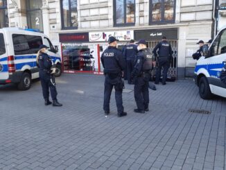 Durchsuchung des Handyshops