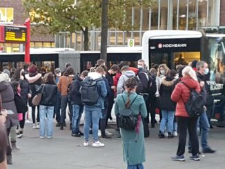 Kein Schienenersatzverkehr zu sehen