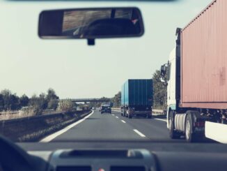 Lkw auf Autobahn