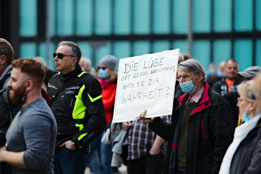 Teilnehmer im Demonstrationsbereich